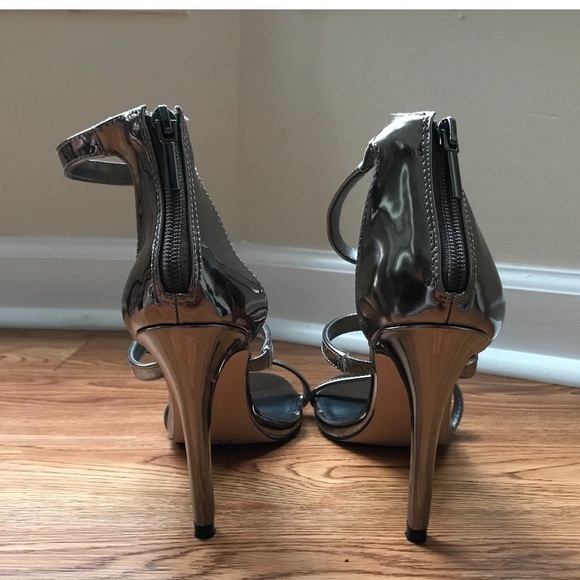 Steve Madden Metalic Heels - Picture 4 of 5